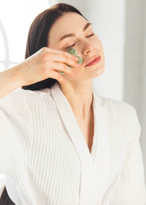 A 30 Second Guide On How To Use the Acupressure Gua Sha Spoon